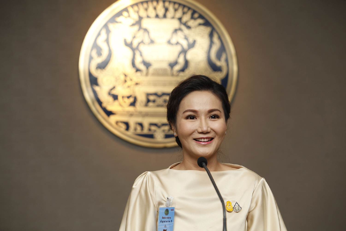 ครม.เห็นชอบปรับงบปี64เพื่อนำไปบรรเทาพิษโควิด-19 ครม.เห็นชอบปรับงบปี64เพื่อนำไปบรรเทาพิษโควิด-19