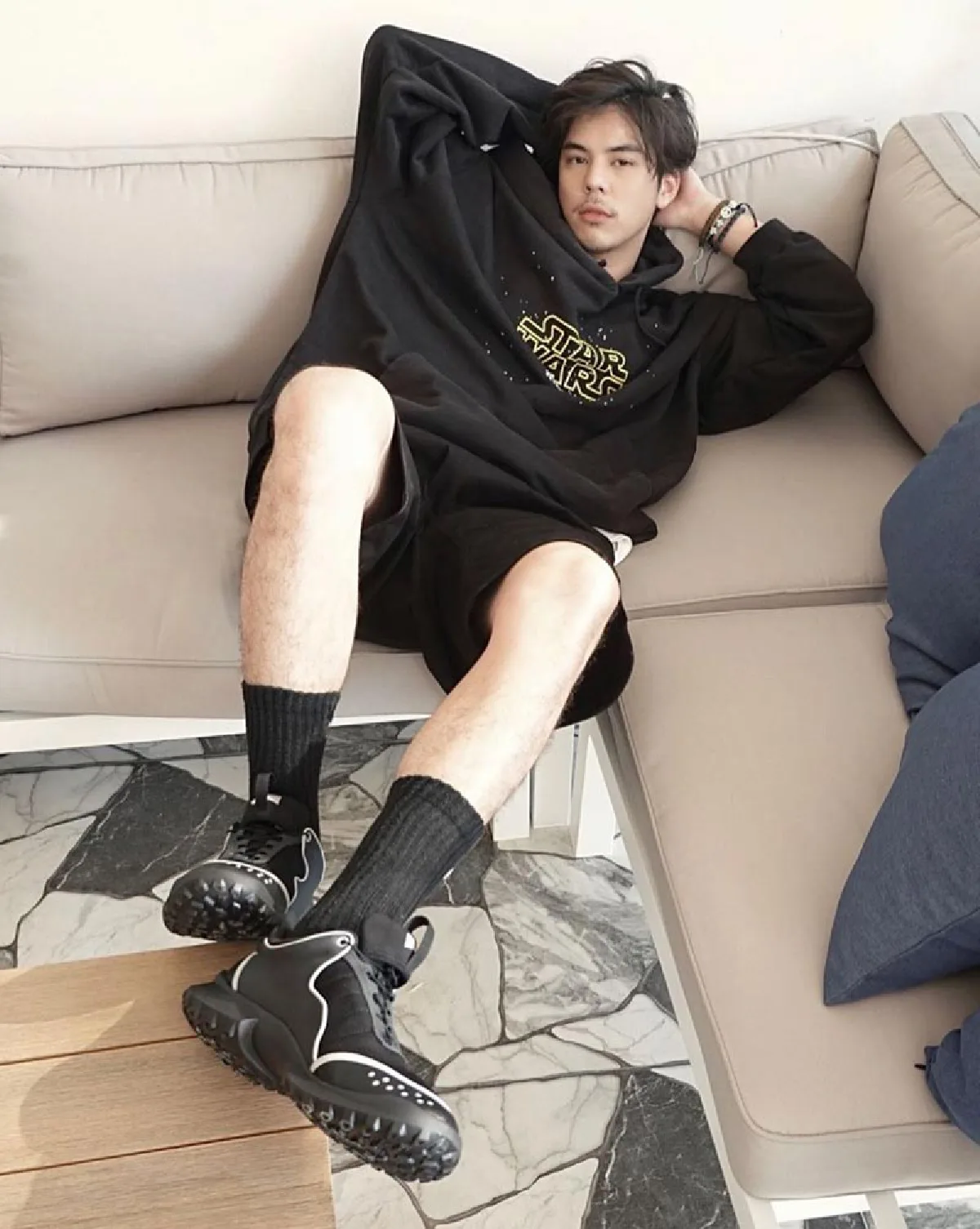 “พีช พชร” เจอดราม่าแบบงงๆ หลังฝากร้านในกลุ่มจุฬาฯ ชี้เป็นคนดัง-รวยอยู่แล้ว