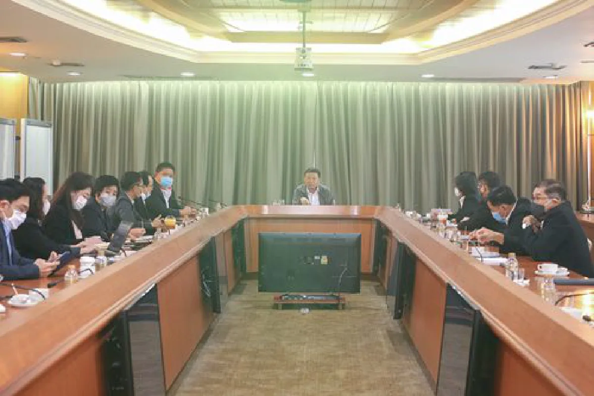 ค่ายมือถือ โยนเคาะพรุ่งนี้ ปมลดค่าบริการช่วยประชาชน อ้างต้องรายงานฝ่ายบริหาร