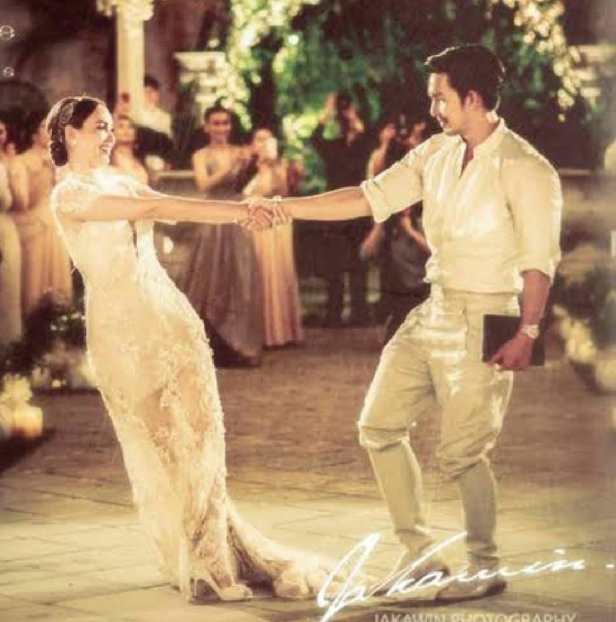 อั้ม อธิชาติ กลั่นคำหวานซึ้งถึง นัท มีเรีย ในวันครบรอบแต่งงาน 6 ปี