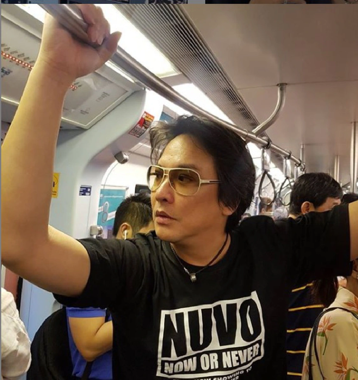 โจ นูโว ตอบคอมเมนต์! ไล่คนที่เดือดร้อนจากโควิด-19 บอกตายได้ตายไปเลย 