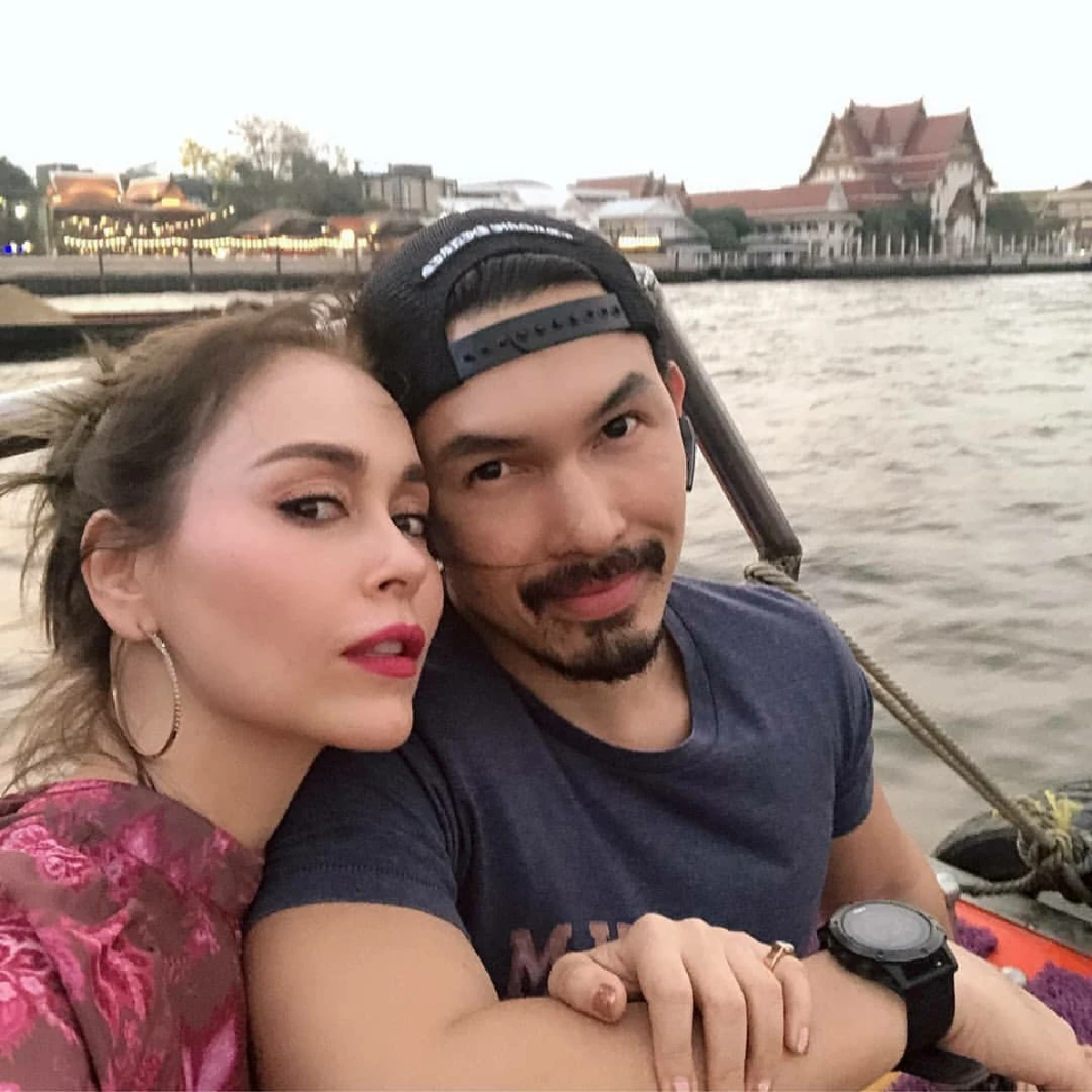 อั้ม อธิชาติ กลั่นคำหวานซึ้งถึง นัท มีเรีย ในวันครบรอบแต่งงาน 6 ปี