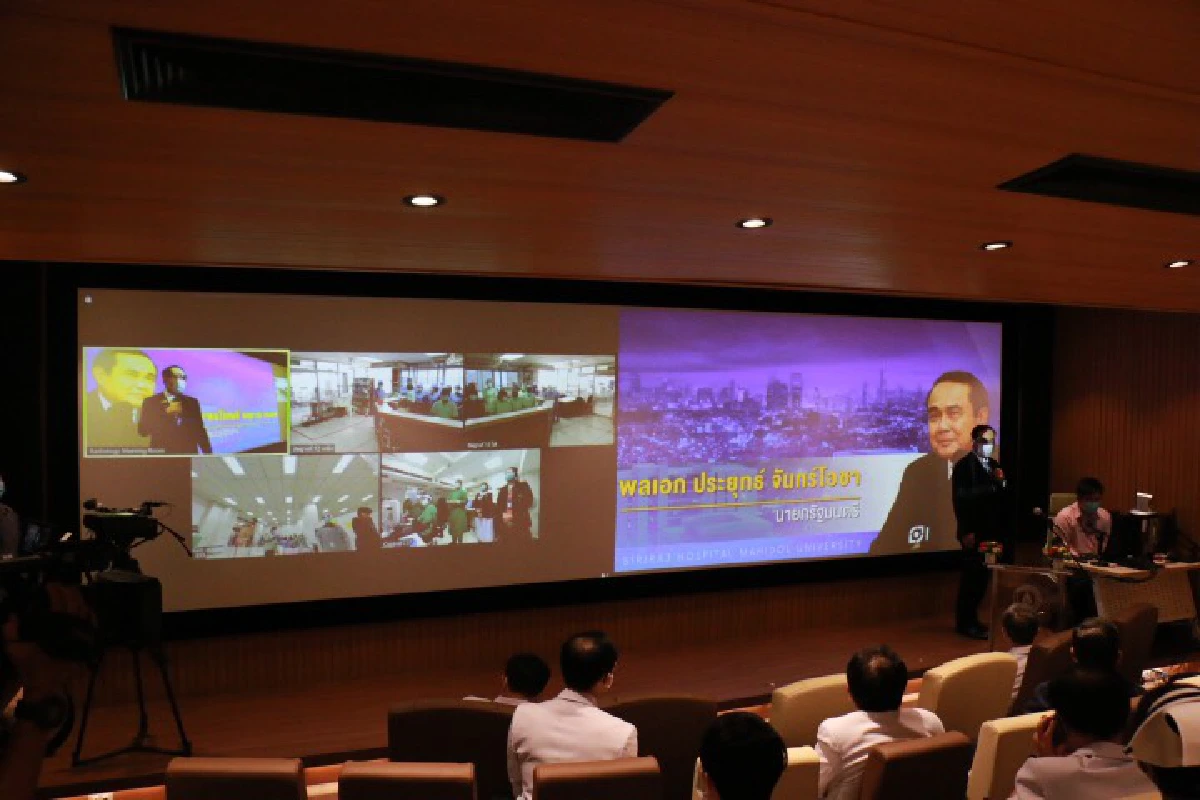 นายกฯ เผย"ในหลวง" รับสั่งฝากให้กำลังใจบุคลากรทางแพทย์