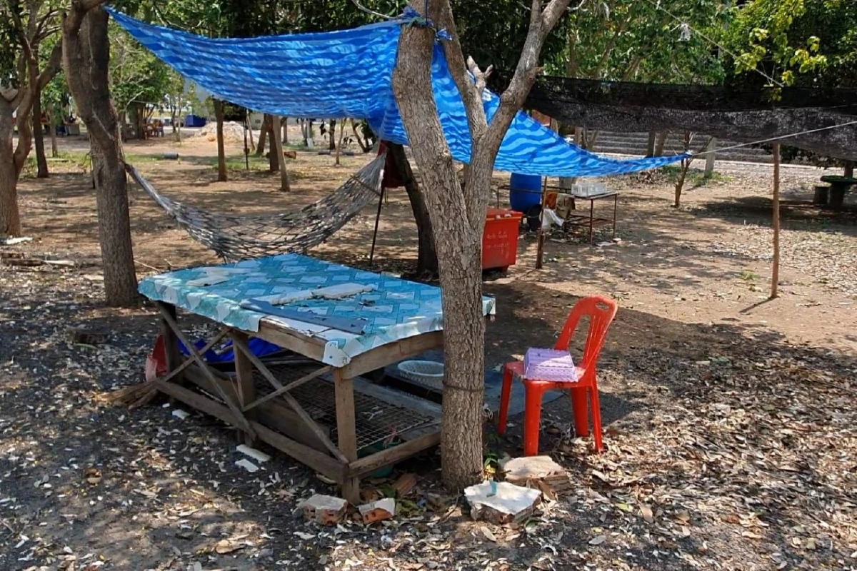 กองสลากเลื่อนวันออกรางวัล เจ้าแม่ตะเคียนทองเหงาไร้ผู้คนขอโชคลาภ