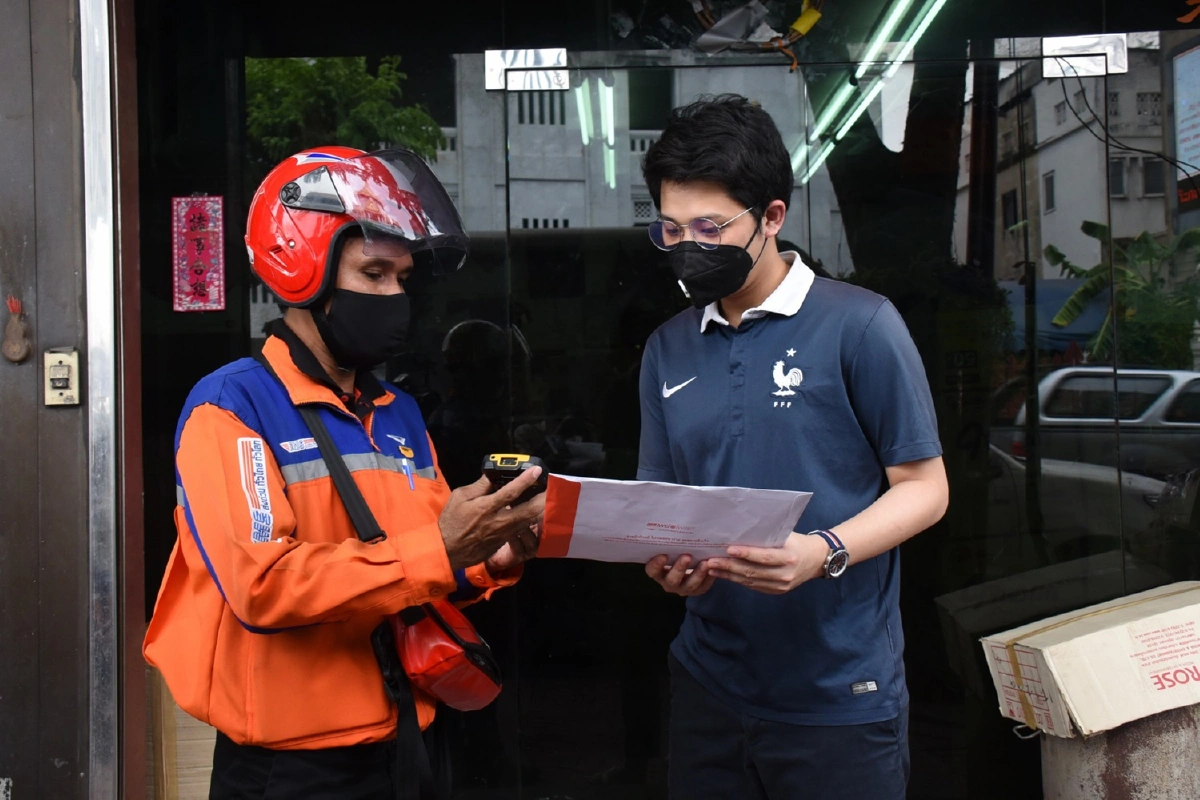 ก.อุตฯแจกแมสก์ผ้าล๊อตแรกถึงมือประชาชนแล้ว ประเดิมเขตสัมพันธวงศ์ กทม.