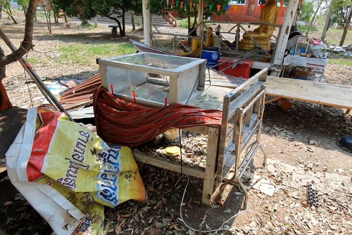 กองสลากเลื่อนวันออกรางวัล เจ้าแม่ตะเคียนทองเหงาไร้ผู้คนขอโชคลาภ