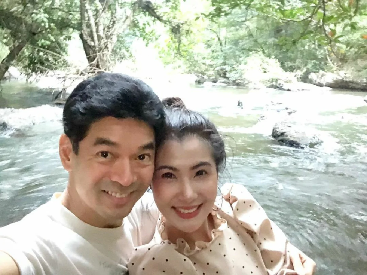 จ๊ะจ๋า-จิ๊บ บริจาคชุด PPE พร้อมให้กำลังใจทีมแพทย์ที่ไม่ได้กลับบ้านมาเดือนกว่า