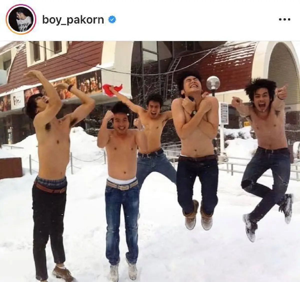  ตามติดแฮชแท็ค #10yearchallenge ของเหล่าคนบันเทิงที่ขุดรูปเก่ามาโชว์