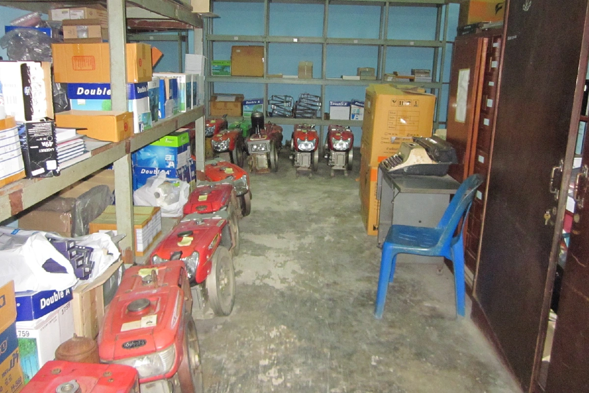 โควิดผสมโรงภัยแล้ง ชาวนาเครื่องรถไถจำนำล้นโรงตึ้ง