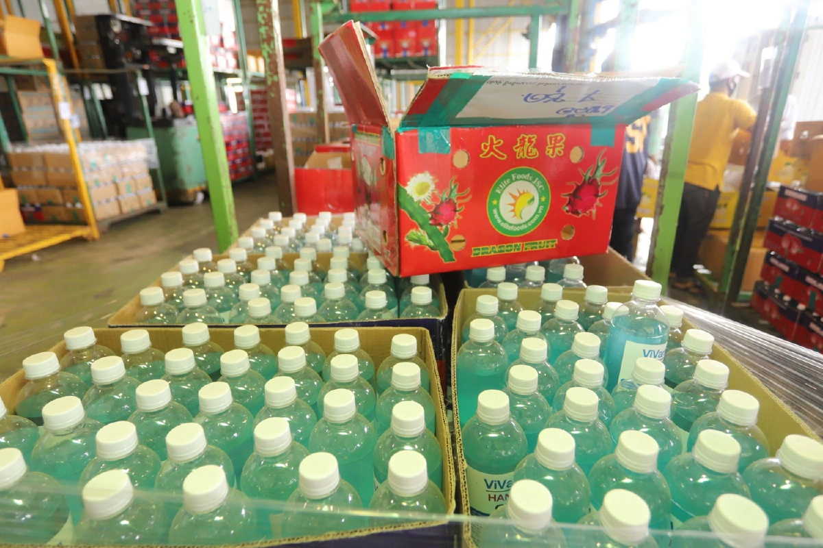 ดีเอสไอทลายแหล่งลักลอบผลิตแอลกอฮอล์และเจลใส่ลังผลไม้ตบตาเจ้าหน้าที่