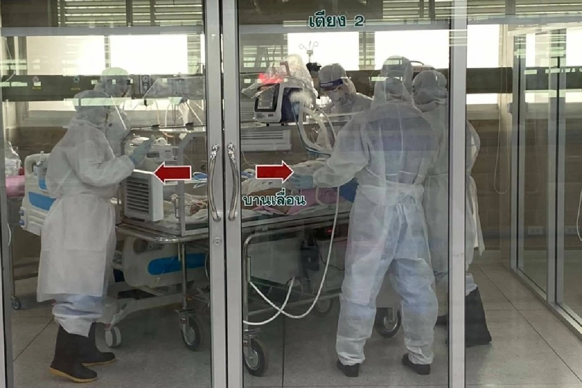 ร.พ.ขอนแก่นเจ๋ง!สร้างเปลนอนขนย้ายผู้ป่วยโควิดใช้งบถูกกว่าต่างประเทศ