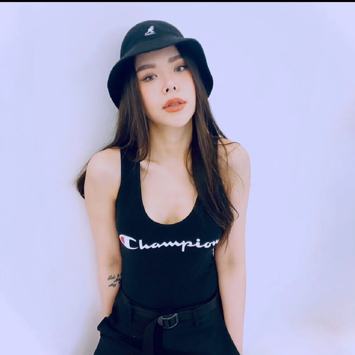 ซานิ ย้อนวันวานโชว์ลุคสาวเท่ ผ่านมา 10 ปีสวยเป๊ะเปลี่ยนเป็นคนละคน