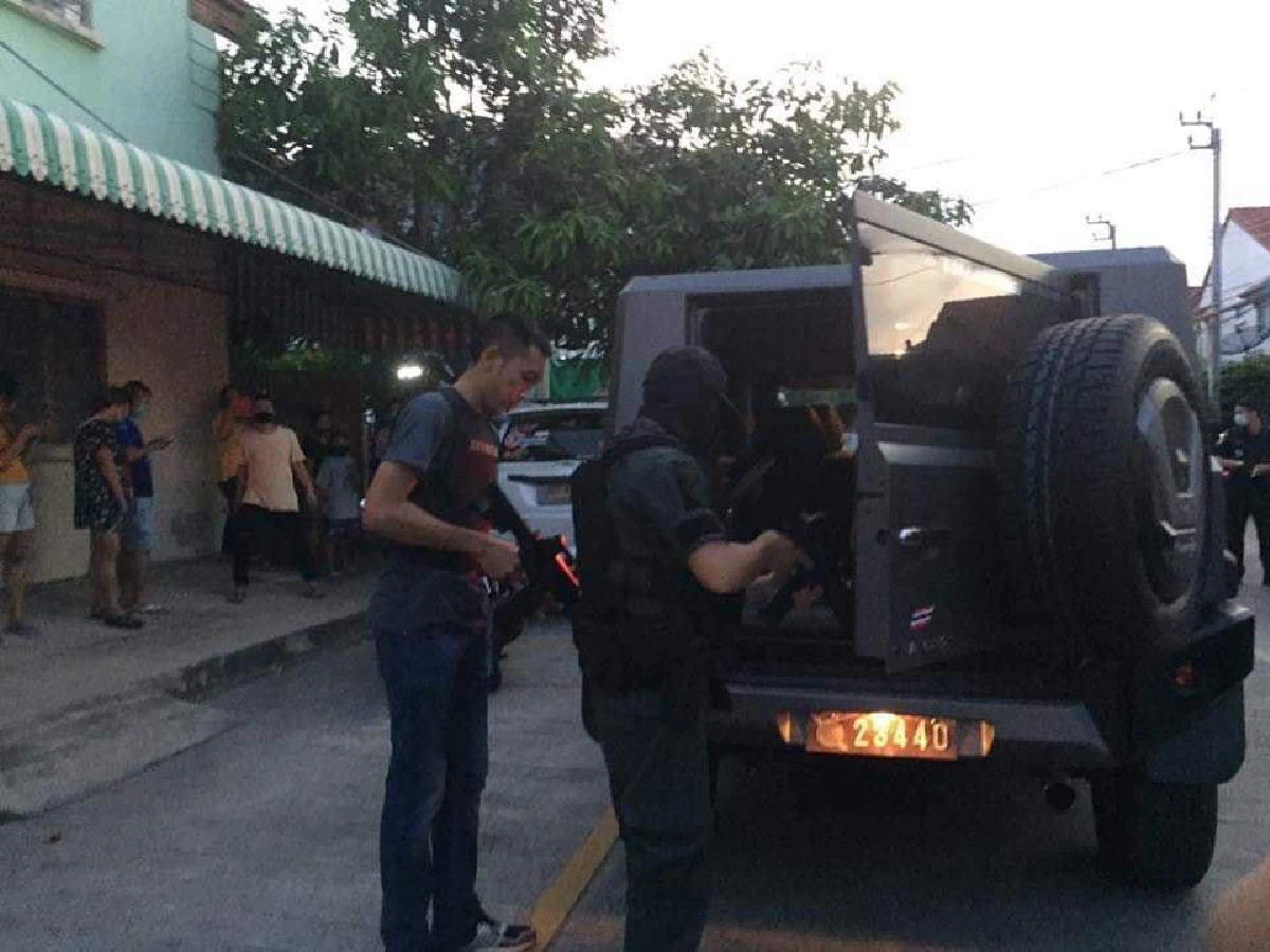 จับได้แล้ว!ทหารยิงพ่อตาดับคาบ้านพักกลางเมืองปากน้ำ