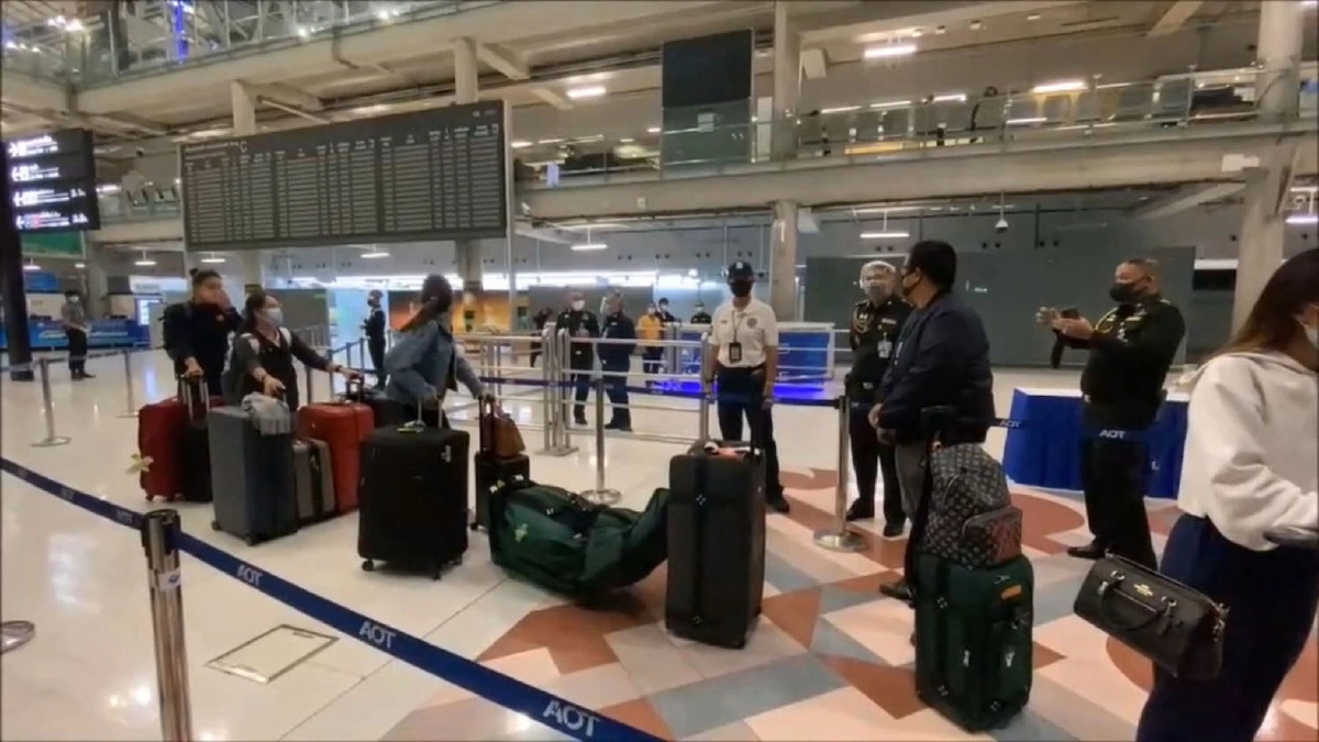 4 นักกอล์ฟชื่อดังของไทยกลับถึงบ้านเกิดแล้วถูกส่งกักตัว 14 วัน