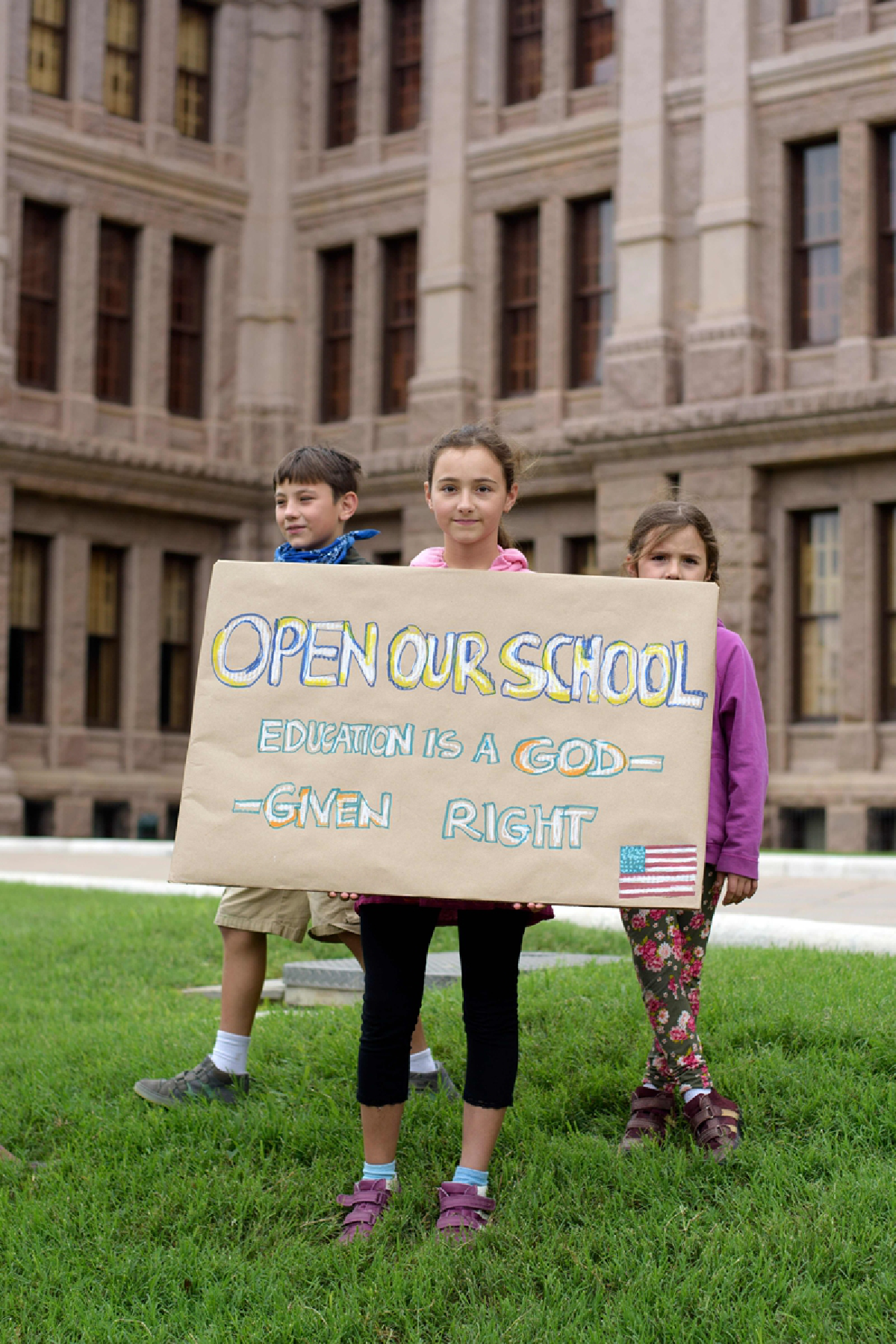 อเมริกันจัดม็อบต่อต้านการกักกันโรค บีบให้รัฐบาลเปิดเมือง