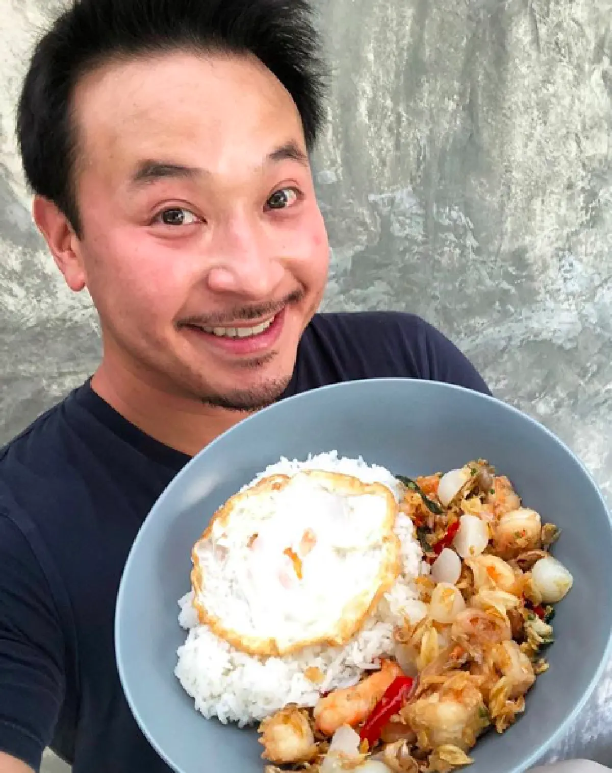 โดนกันถ้วนหน้า! “มิ้ค บรมวุฒิ” ช็อกค่าไฟเดือนนี้พุ่งขึ้นทีเดียวเกือบสองเท่า