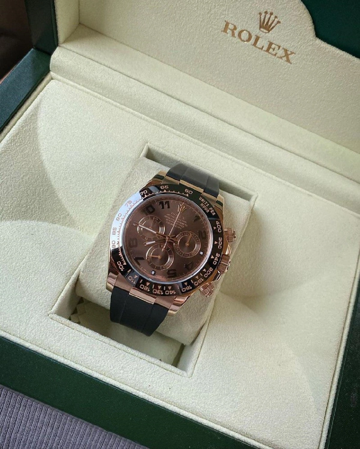 “ปุ้มปุ้ย” ซื้อนาฬิกาหรูให้ “กวินท์” วันเกิด บอกไม่ใช่สายเปย์แต่ชอบทุ่มเทเพื่อผู้ชาย!