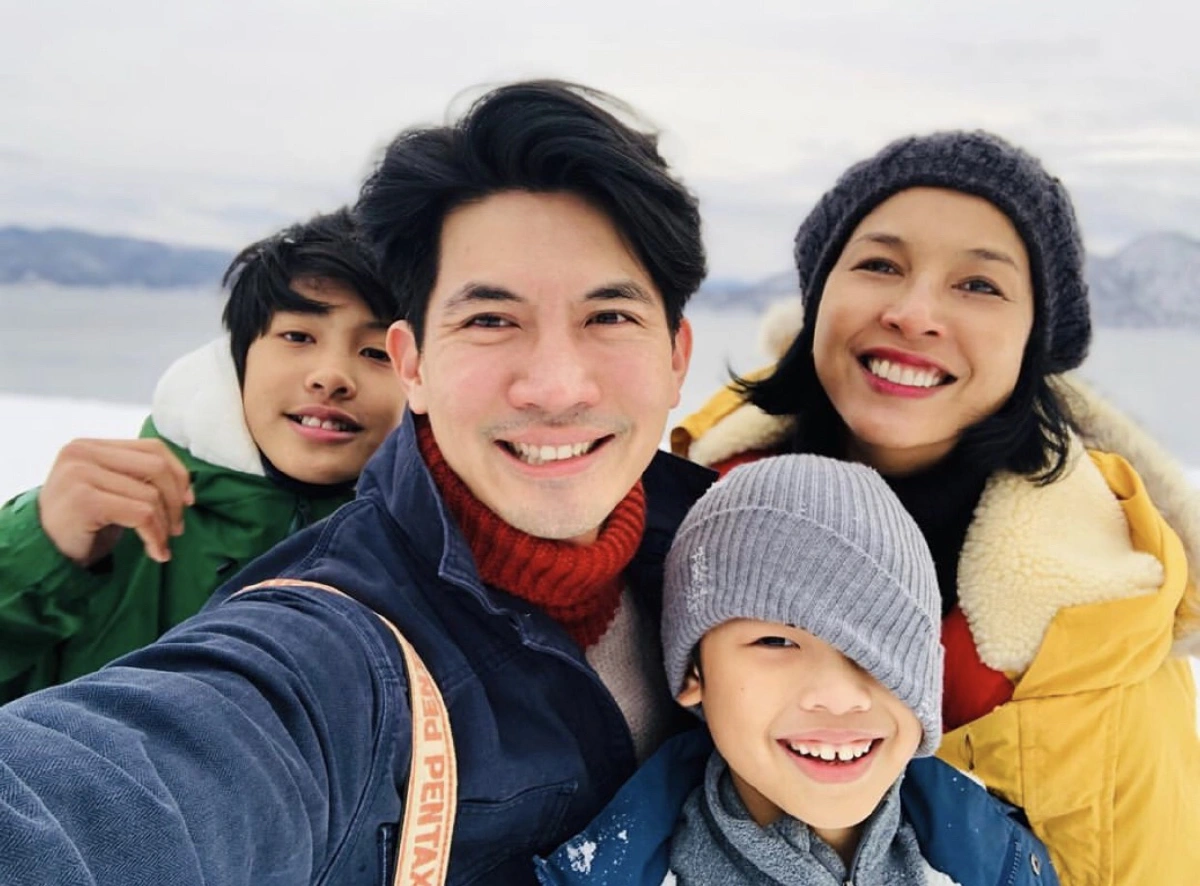 เคน ธีรเดช ลงมือตัดผมด้วยตัวเอง แฟนคลับแห่ชมทรงไหนก็หล่อ