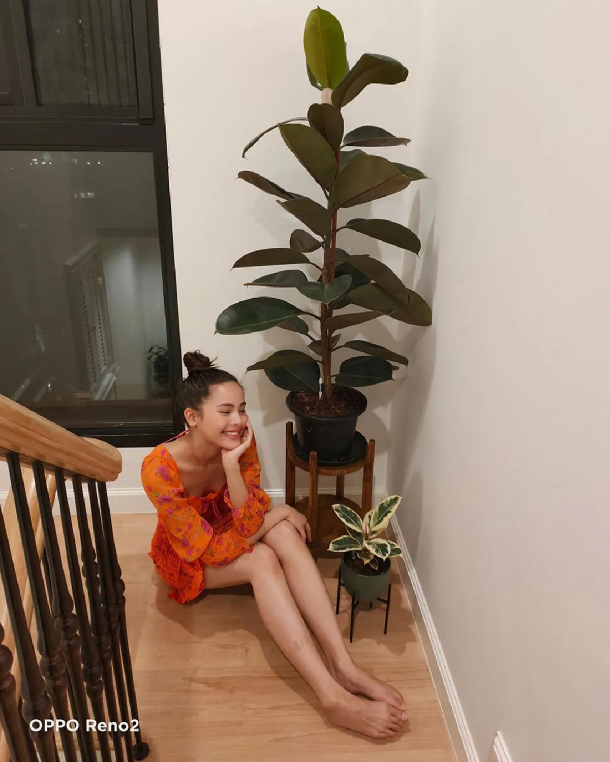 อยู่บ้านแบบสวยๆกับ ญาญ่า อุรัสยา ถ่ายรูปเล่นในวันสบายๆช่วงกักตัว