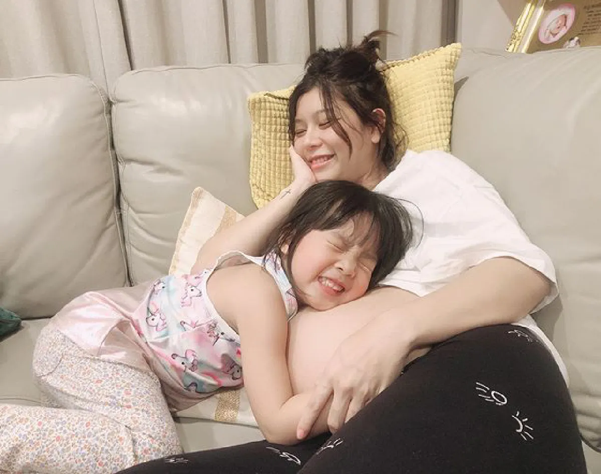 กุ๊บกิ๊บ เผยภาพอัลตร้าซาวด์ลูกก่อนคลอด พร้อมชวนแฟนๆทายเพศ