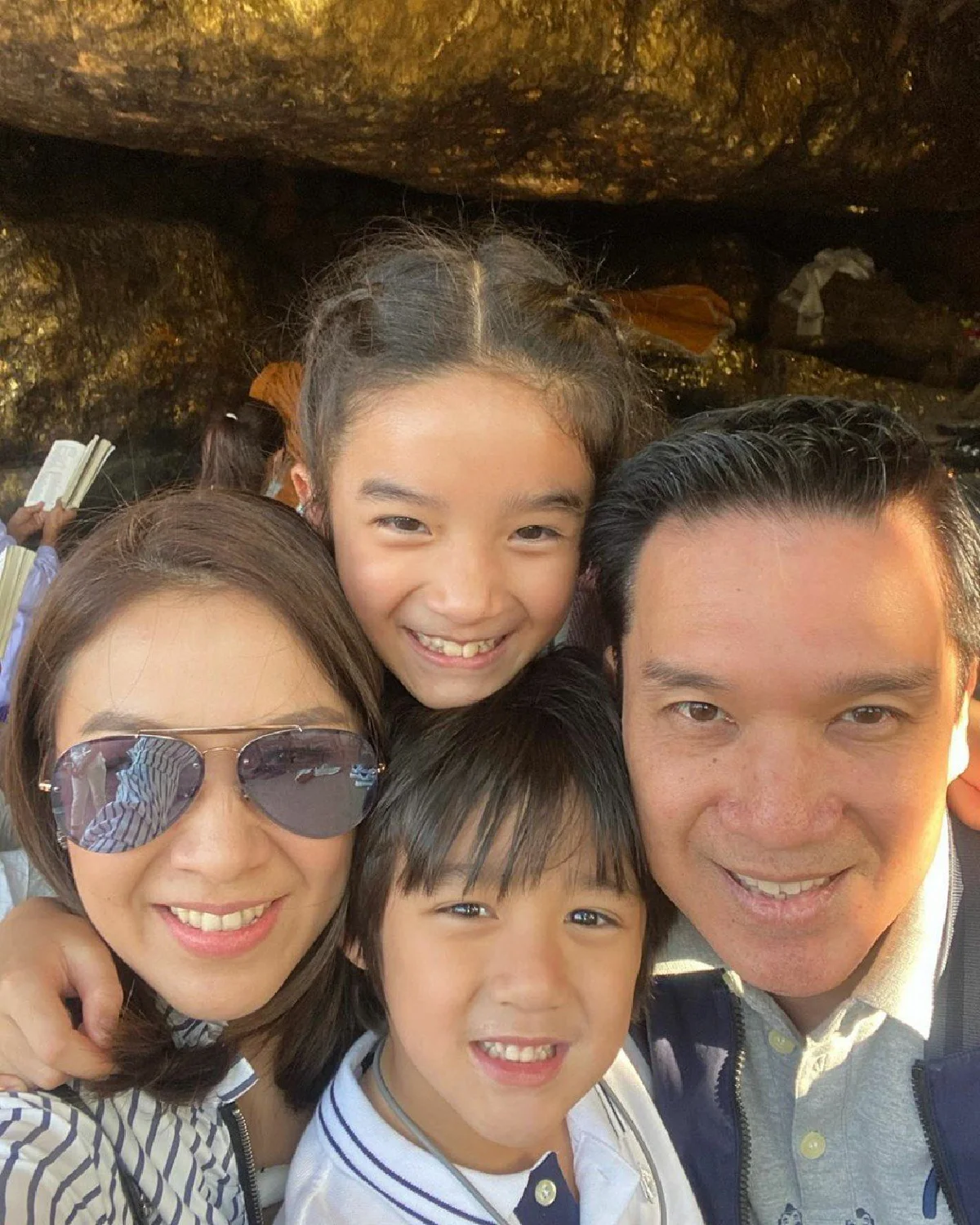 กบ สุวนันท์ รีบชี้แจง! หลังแคปชั่นครบ 5 คนพอดี แฟนคลับแห่ยินดีนึกว่าตั้งครรภ์