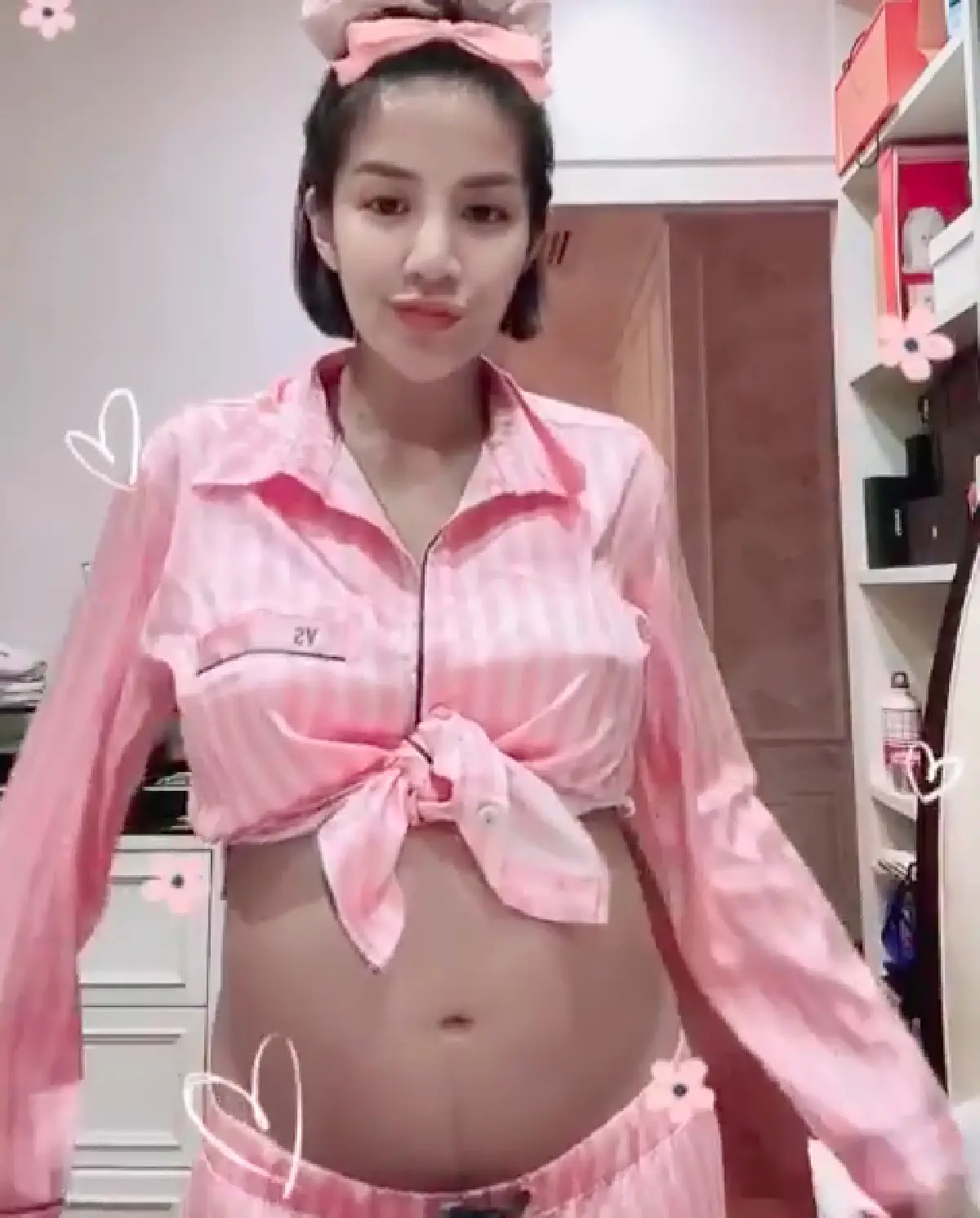 “ใบเตย อาร์สยาม” อุ้มท้องโชว์สเต็ปเต้นสุดมันส์ ไม่เสียชื่อขาแดนซ์!