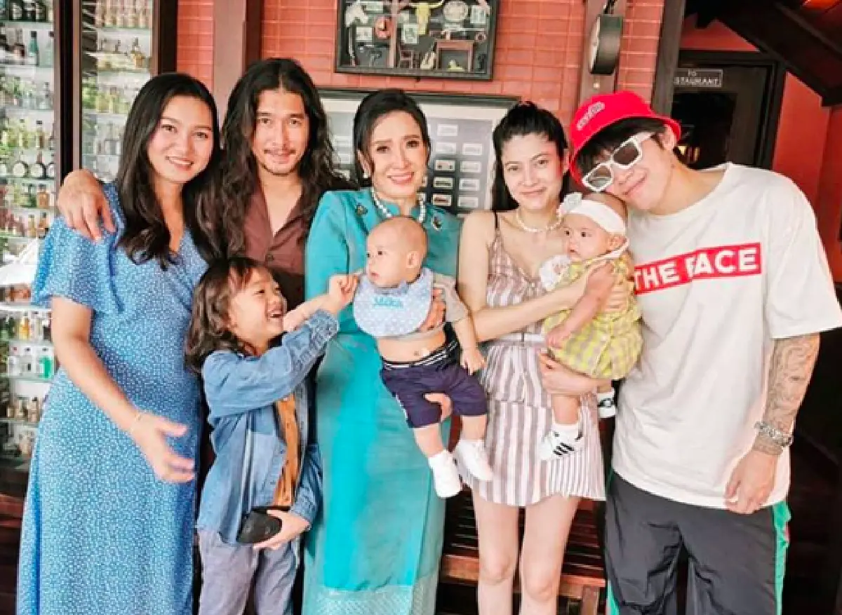 โมเมนต์อบอุ่น! “ย่าปุ๊ก อาภัสรา” อวยพรวันเกิด “น้องกัสสป" อายุ 8 ขวบ