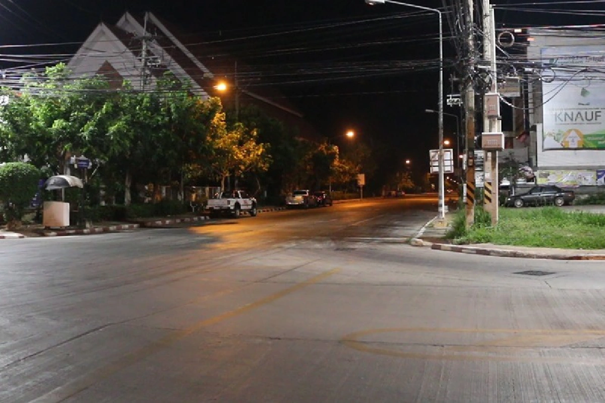 ผู้ว่าฯขอนแก่นเพิ่มชุดเคลื่อนที่เร็วคุมเข้มช่วงเคอร์ฟิว 