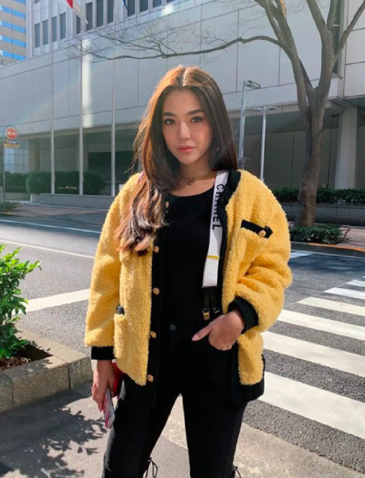 “ปราง กัญญ์ณรัณ” เผยภาพวัยเด็กสมัยเรียนอนุบาล1-3 สวยคมมาแต่ไกล