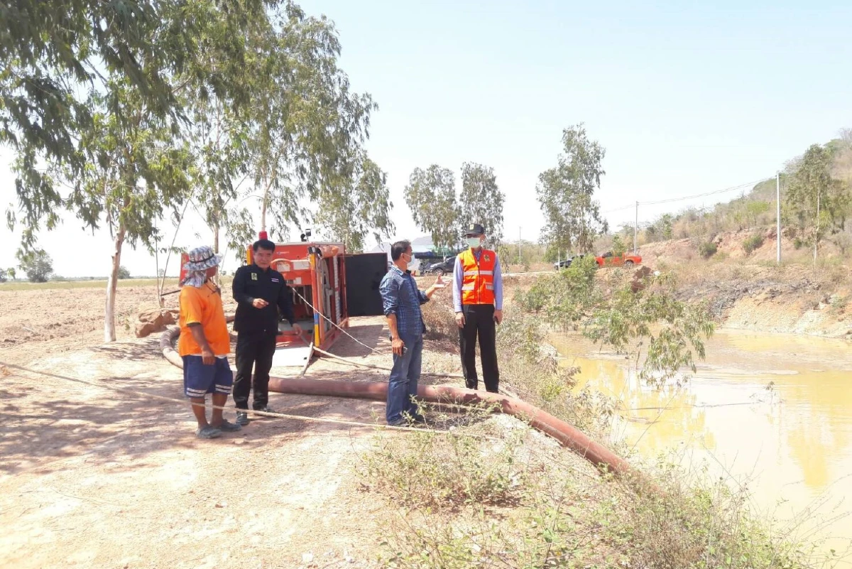 ปภ.เขต2สุพรรณฯส่งเครื่องสูบน้ำระยะไกล ช่วยกาญจน์แก้แล้งอ.ห้วยกระเจา