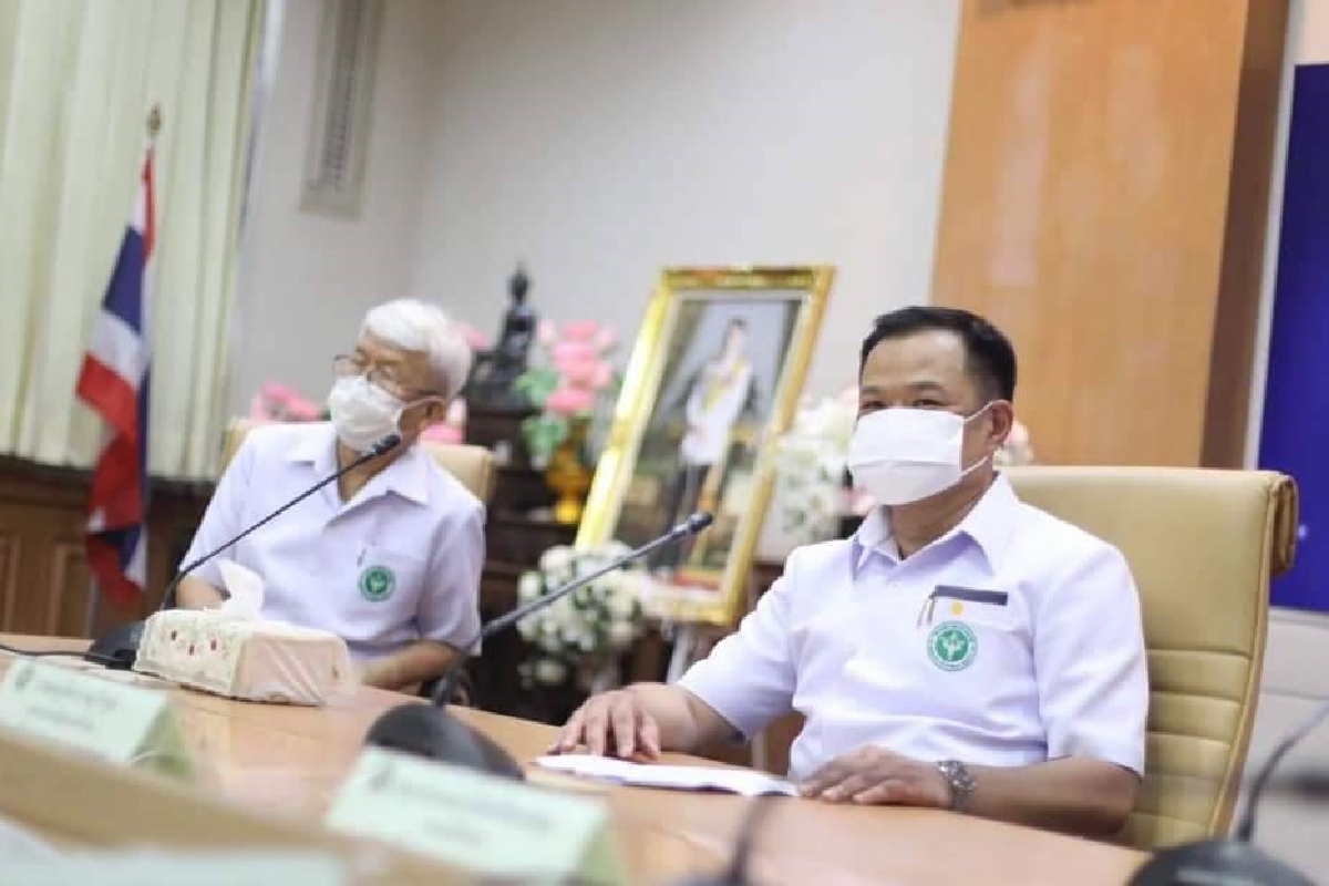 อนุทินชงบิ๊กตู่ระงับต่างชาติเข้าไทยหลังพบ42รายติดโควิด-19 อนุทินชงบิ๊กตู่ระงับต่างชาติเข้าไทยหลังพบ42รายติดโควิด-19