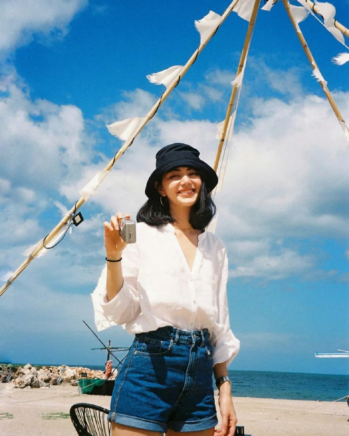 ใหม่ ดาวิกา อวดหุ่นเซ็กซี่ในชุดบิกินี่ตัวจิ๋ว ทำเอาแฟนคลับแห่ไลค์รัวๆ