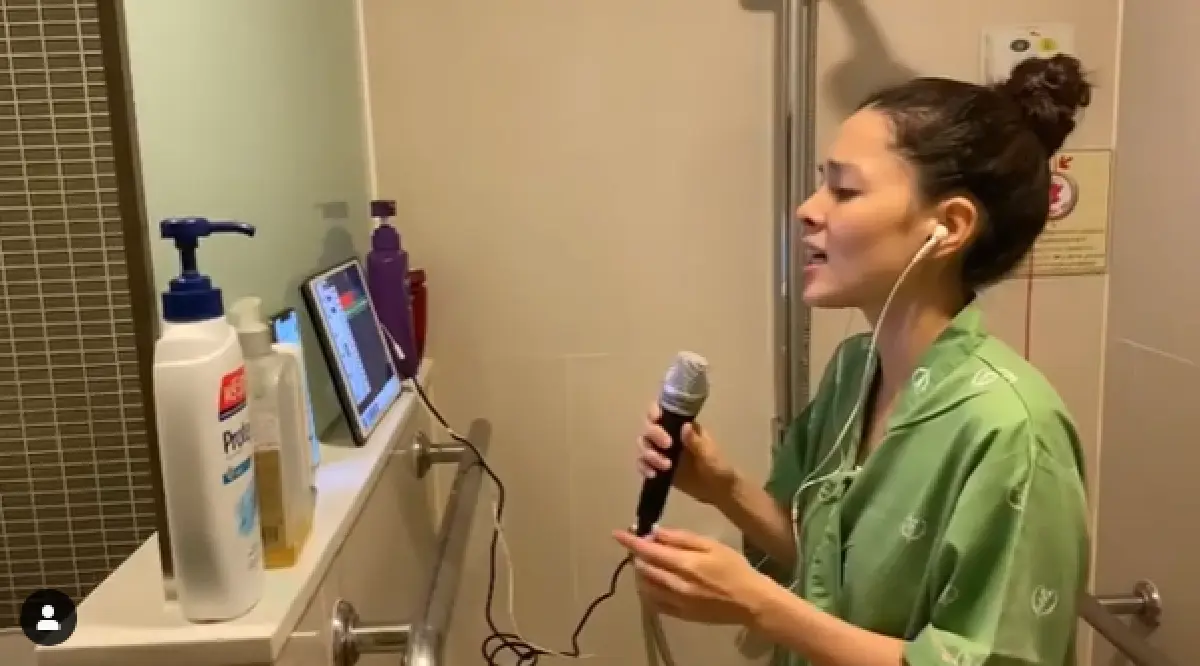 เปิดคลิป ลิเดีย ศรัณย์รัชต์ อัดเพลงในห้องน้ำ เสียงเพราะสมเป็นนักร้องคุณภาพ