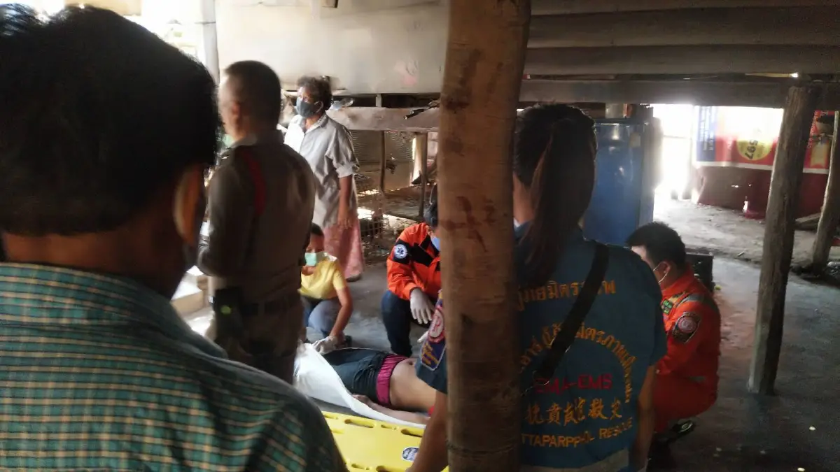 หนุ่มก่อสร้างเครียดตกงานช่วงโควิด-19 ระบาดผูกคอตายในบ้านพัก