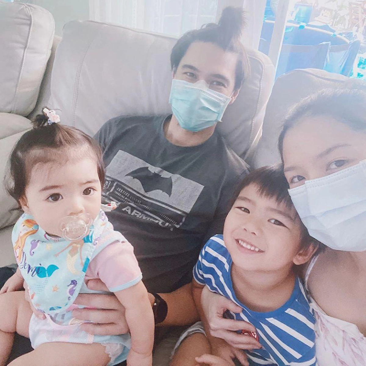 วันนี้ที่รอคอย  “ลีเดีย-แมทธิว” เผยภาพครอบครัวพร้อมหน้า หลังหายจากโควิด-19 