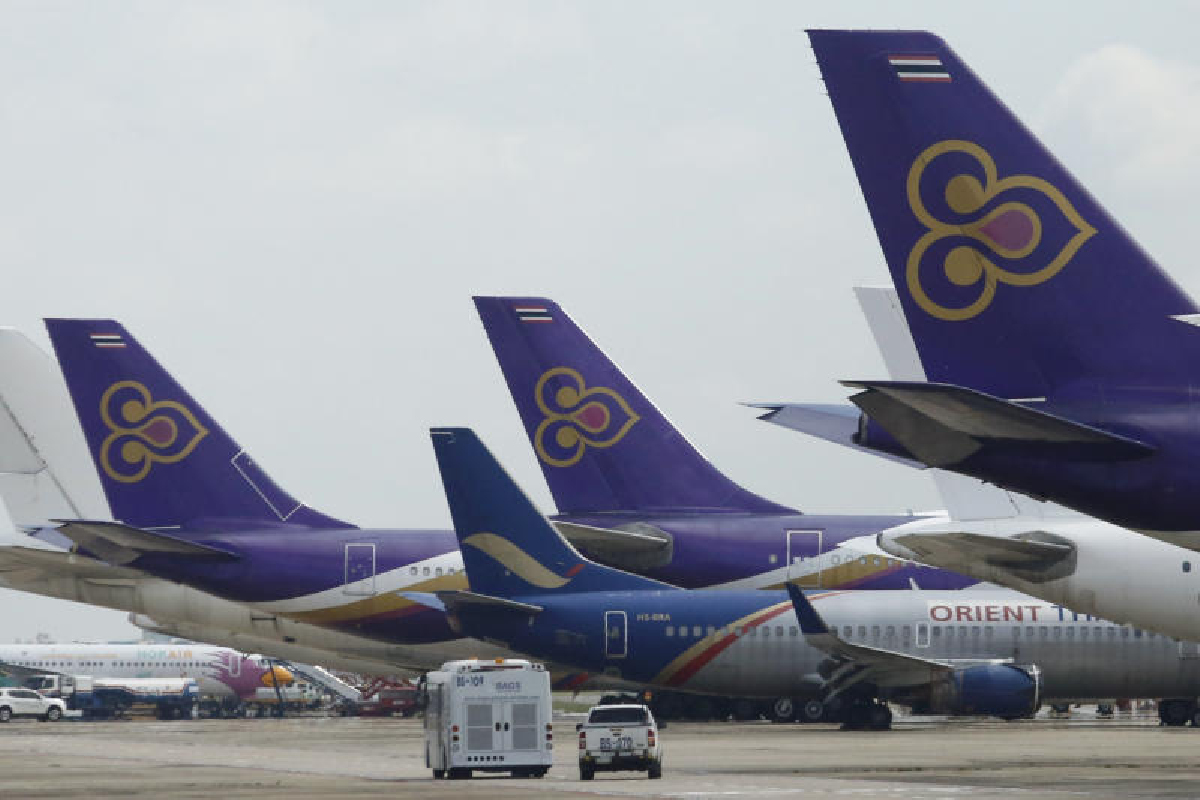 นายกเห็นชอบแผนอุ้มบริษัทการบินไทย นายกเห็นชอบแผนอุ้มบริษัทการบินไทย