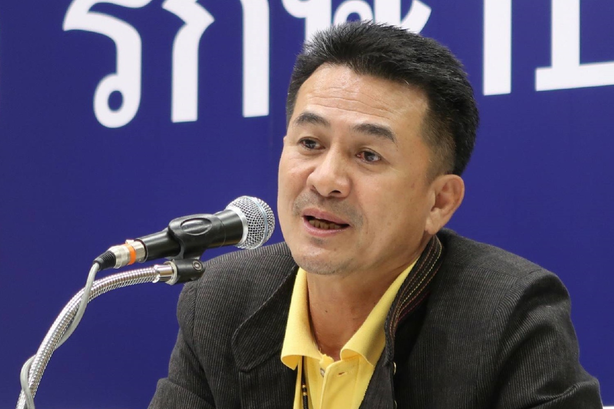 เพื่อไทยเชื่อบิ๊กตู่เมินเปิดประชุมสภาวิสามัญ เพื่อไทยเชื่อบิ๊กตู่เมินเปิดประชุมสภาวิสามัญ