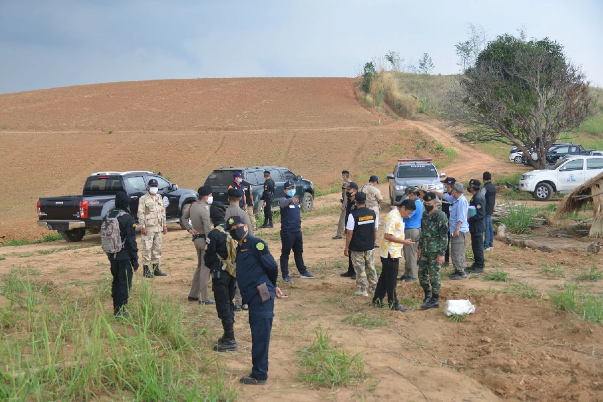 อดีตผู้สมัครส.ส.-เสี่ยร้านทองรุกป่าเขาค้อโค่นยางนาอายุกว่า100ปี