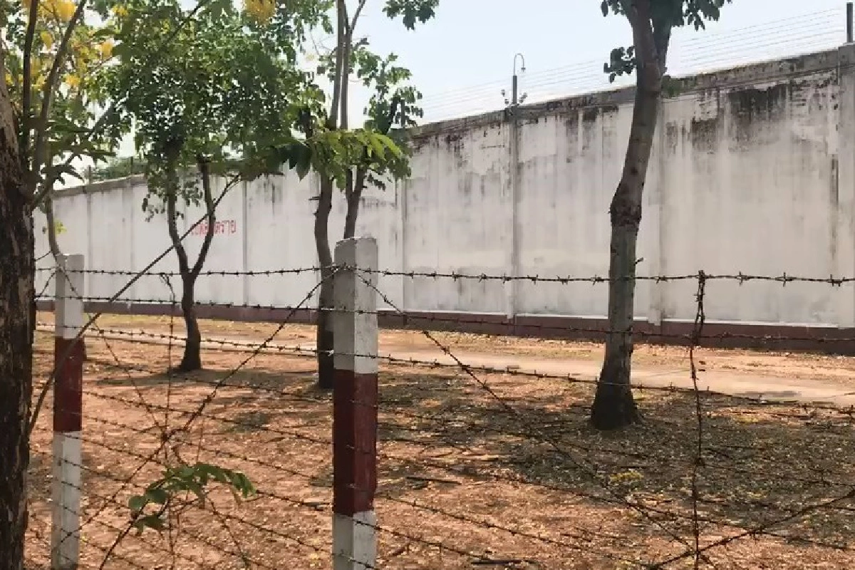 นักโทษชายยาเสพติด5คนแหกคุกสว่างแดนดิน