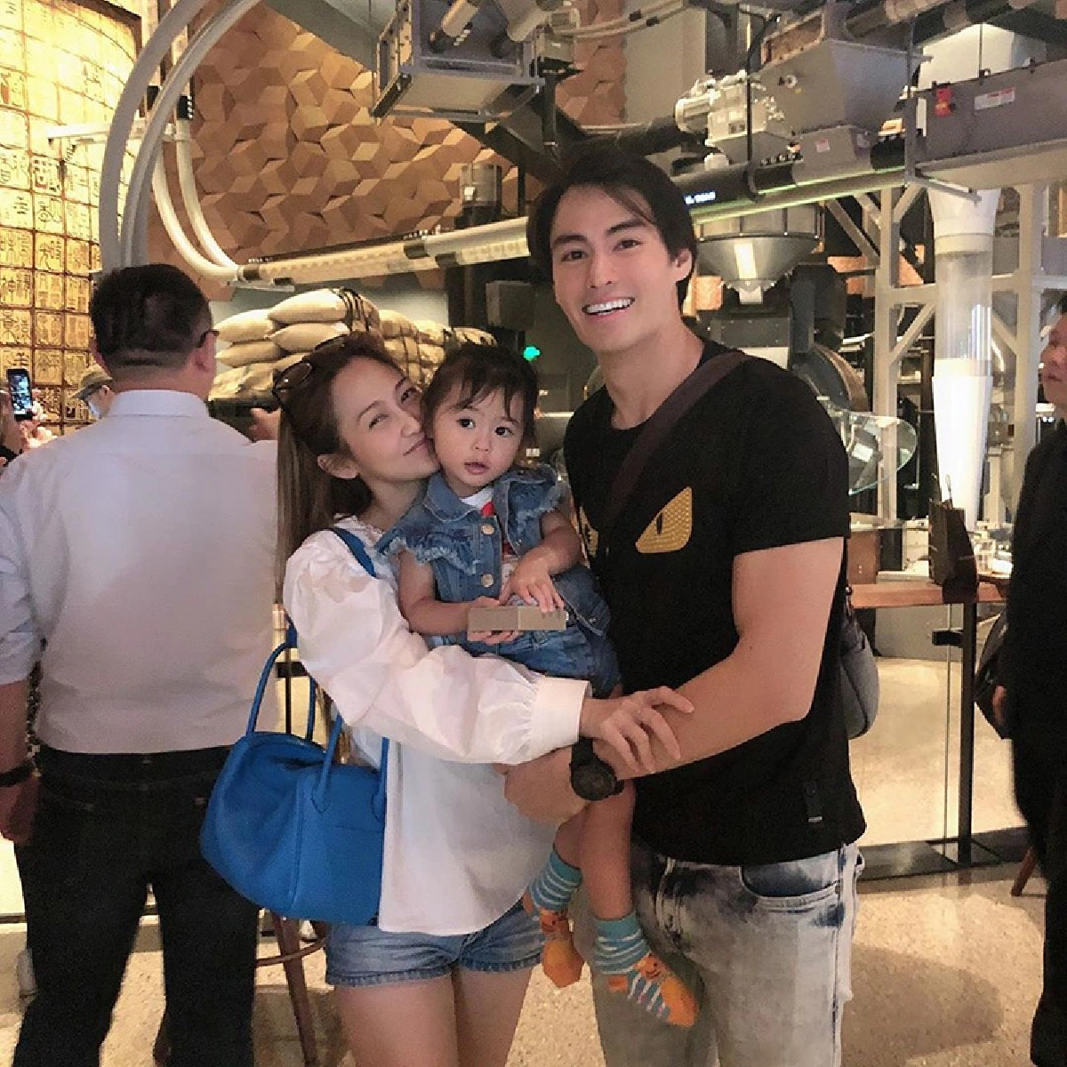 คลอดแล้ว! น้องมาโก้ ลูกสาวคนที่สองของ นาวิน ต้าร์-น้ำหวาน 