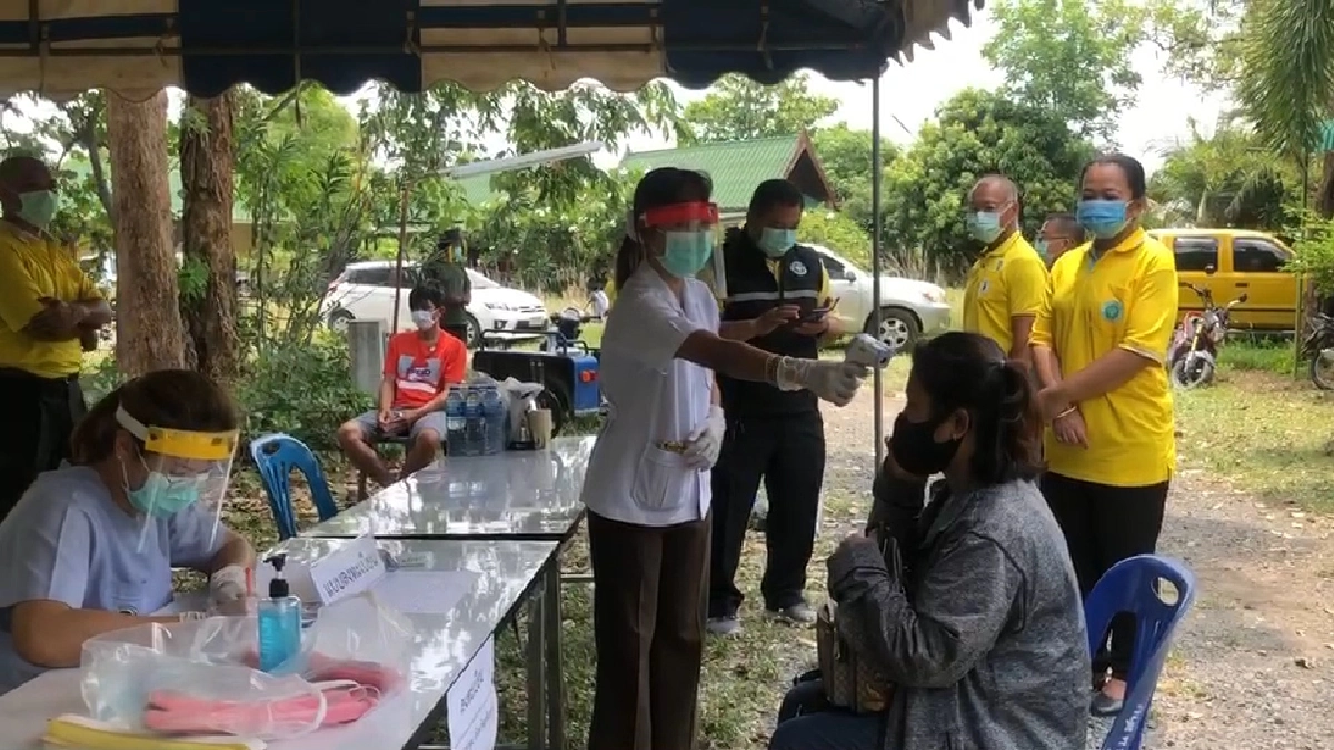 ต้อนรับอบอุ่นคนสุรินทร์กลับจากภูเก็ตส่งกักตัวในรีสอร์ตทันที 14 วัน