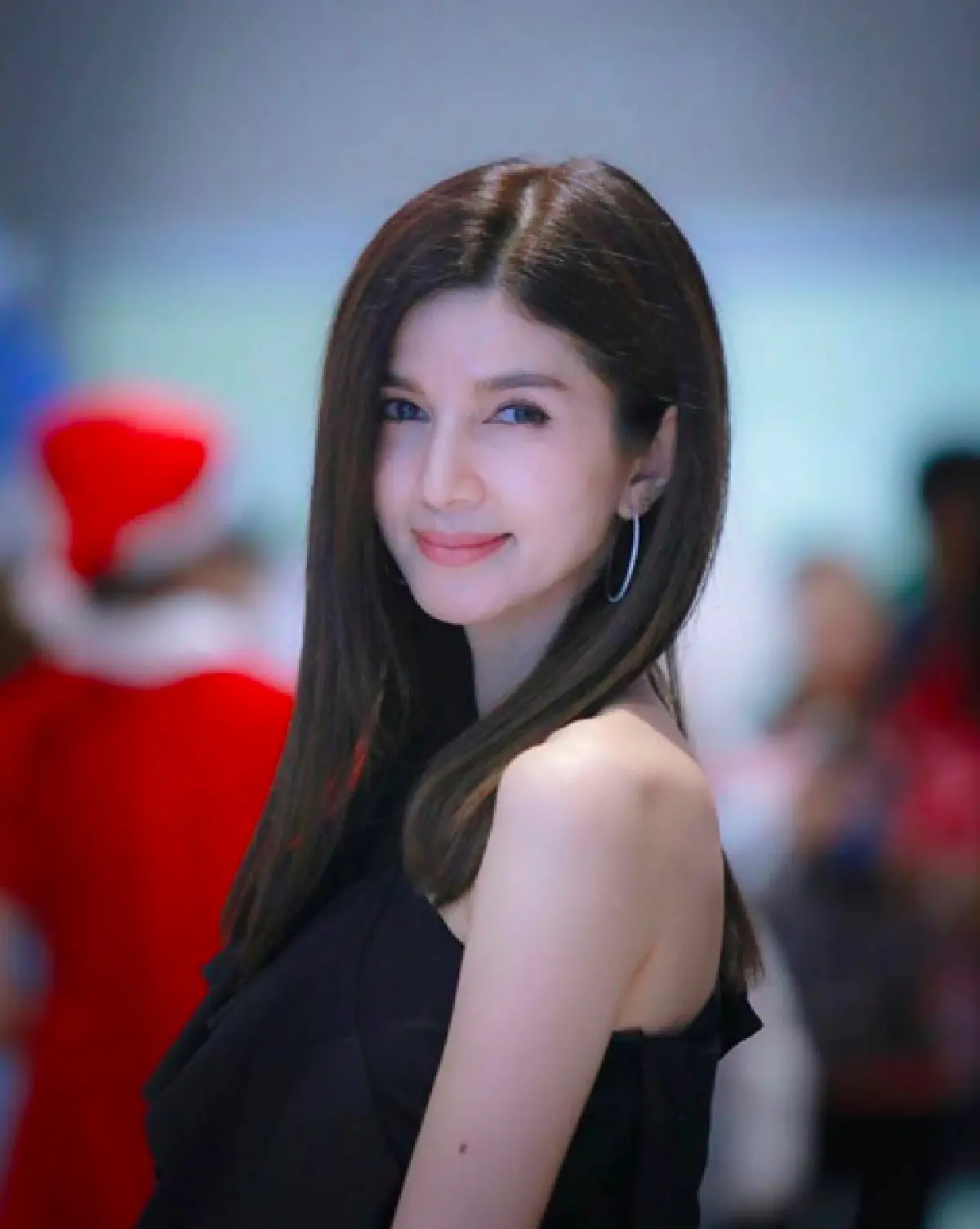 "โบว์ แวนดา" เผยแชทถูกคนมาขอเลี้ยงดูในฐานะภรรยาลับ ค่าตอบแทนหลักล้าน