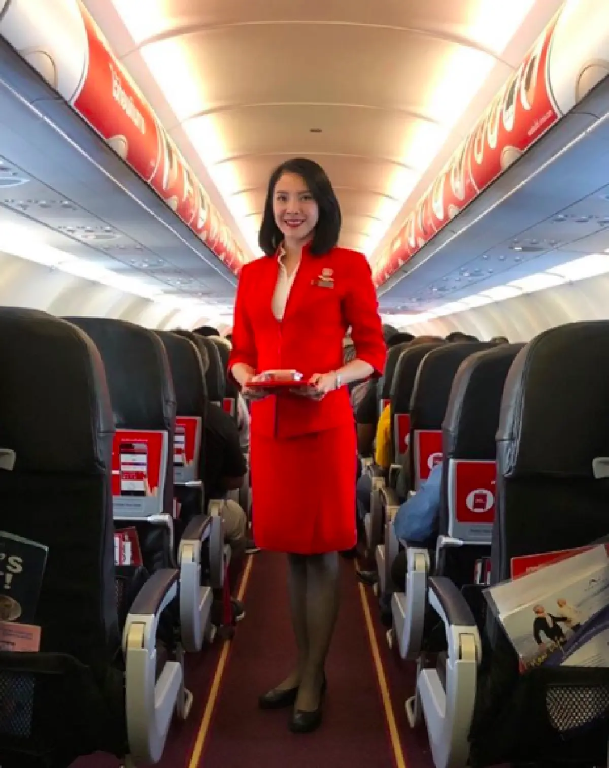 "นิ้ง กุลสตรี" ร่วมบริจาคเงินสมทบทุนให้แก่ศิริราชมูลนิธิ