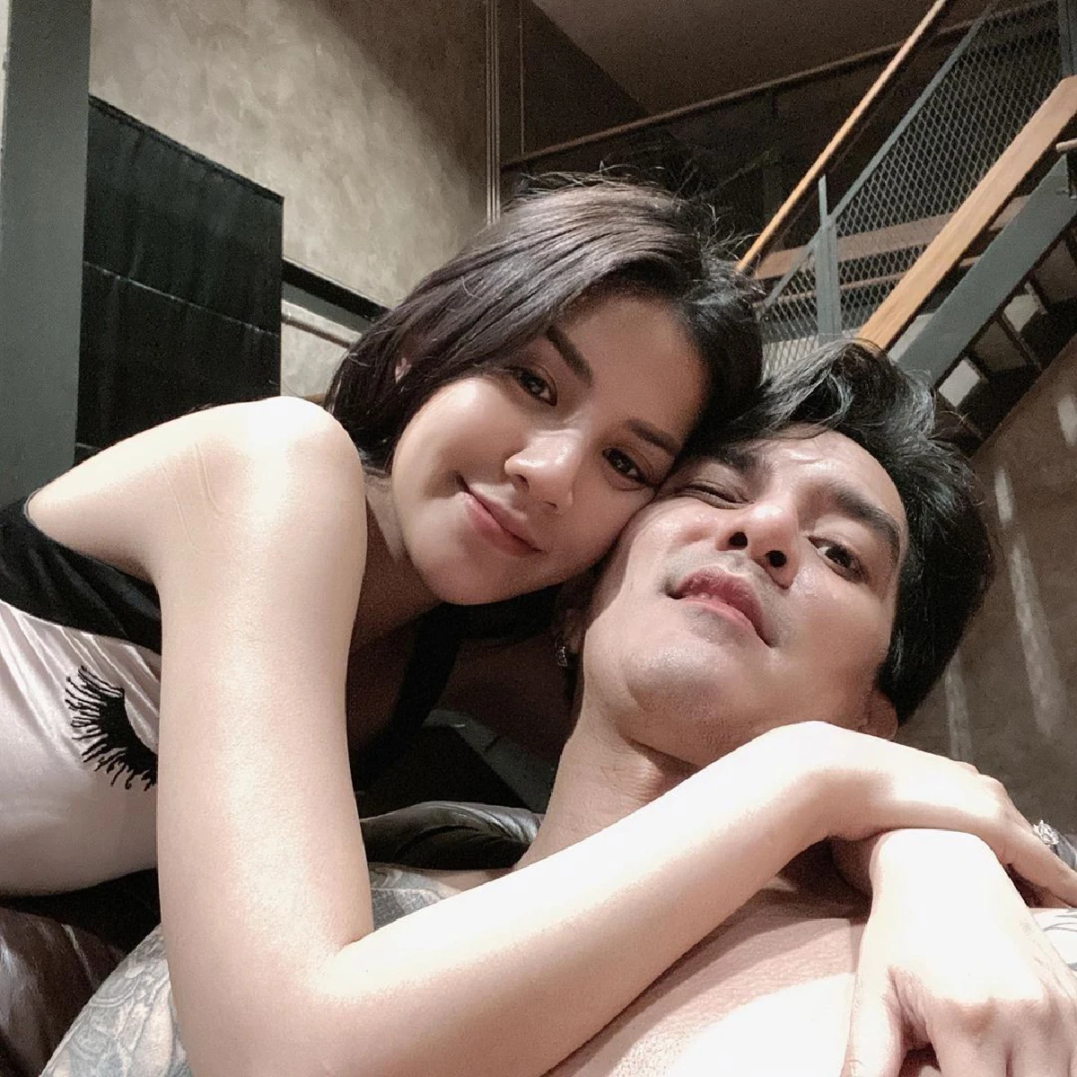 "ใบเตย อาร์สยาม" ไม่ทิ้งความแซ่บ! เผยภาพนอนแช่น้ำอวดท้องกลมๆ สวยๆ 