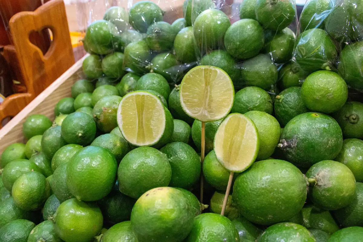 กระจายแหล่งช้อปฟินๆ 14 สาขา 'ตลาดผลไม้รวมใจ คนไทยช่วยชาติ'