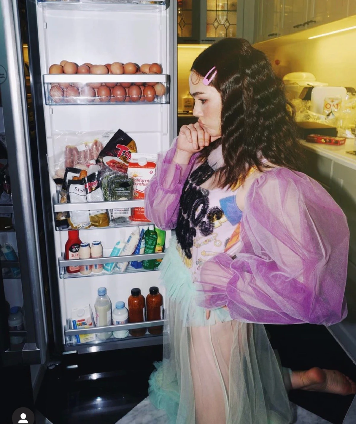 ยอมใจแม่! ชมพู่ อารยา กับชุดเข้าครัวสุดเซ็กซี่..หยุดอยู่บ้านแต่ไม่หยุดปัง