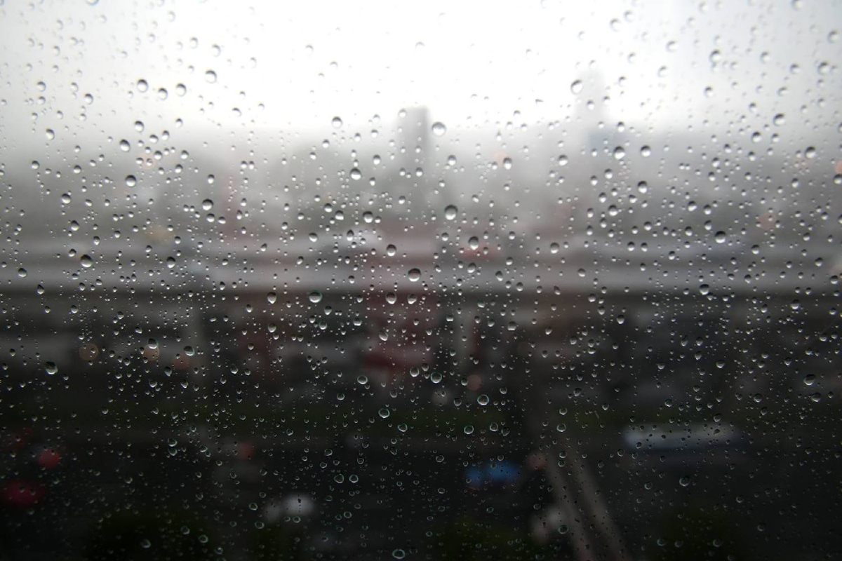 ไทยตอนบนยังมีพายุฝนฟ้าคะนอง-ลมกระโชกแรง กทม.ฝน10%ของพื้นที่ ไทยตอนบนยังมีพายุฝนฟ้าคะนอง-ลมกระโชกแรง กทม.ฝน10%ของพื้นที่