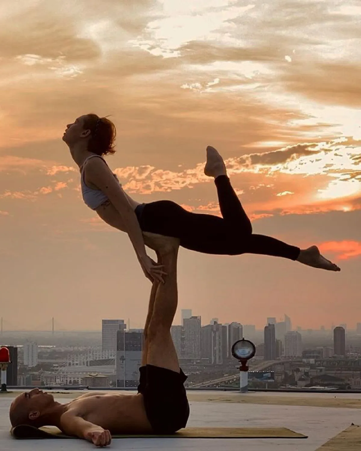 คู่รักคู่ใหม่! ซาบีน่า-อนัน อันวา กับโมเมนต์หวานแนบชิดโชว์ความสตรอง (คลิป)