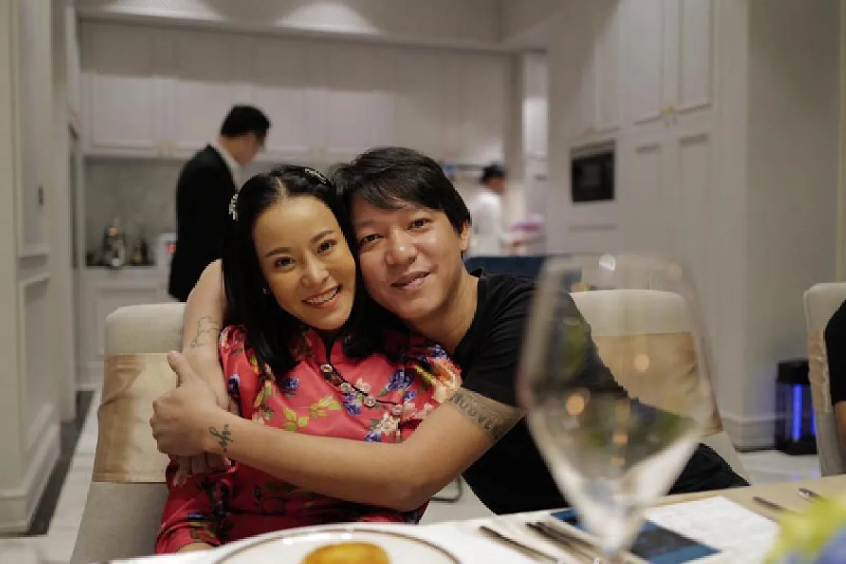 จิน สามี หนิง ปณิตา คอนเฟิร์มรักยังดี..ด้วยภาพกระเป๋าราคาแพง หลังโพสต์คำคมของตาย