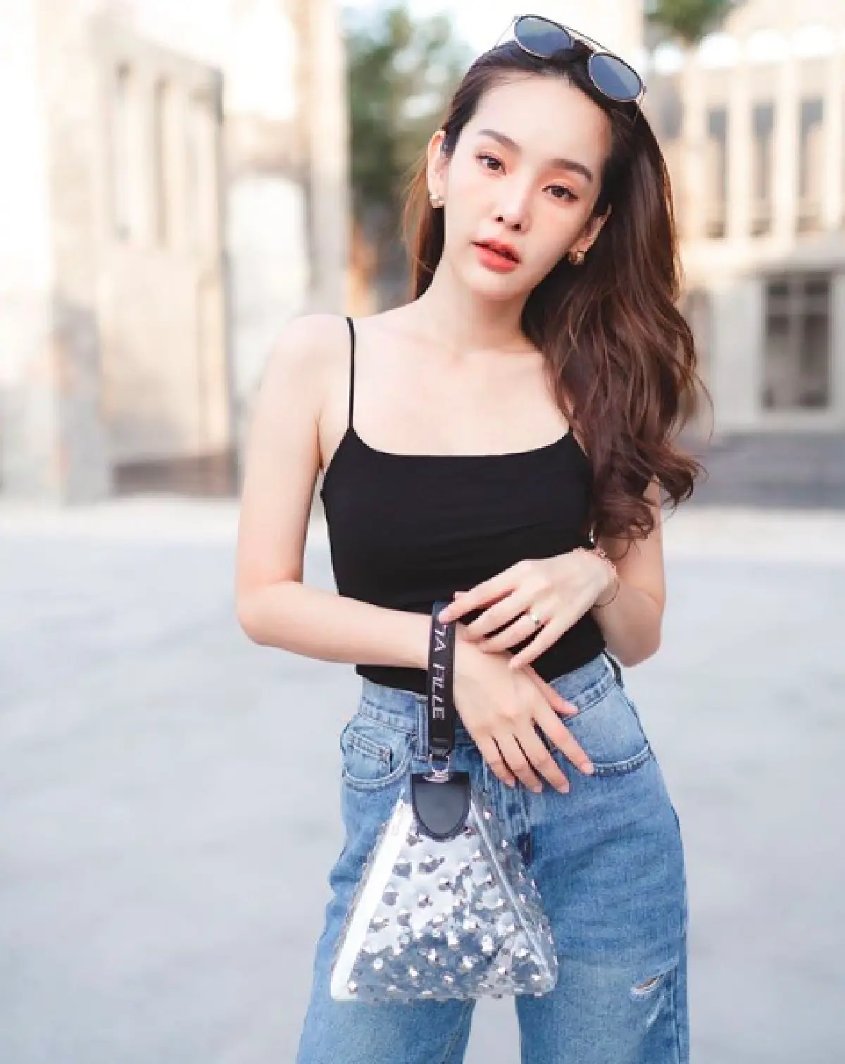 “ปุ้มปุ้ย” ภรรยา “กวินท์” ขออินเทรนด์ไวรัลฮิตส้มหยุด แบบแซ่บๆ เปลือยท่อนบน